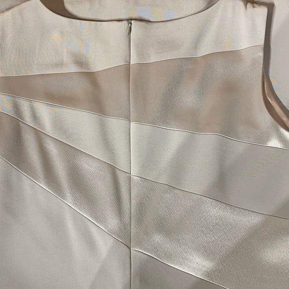 Women’s size 14 Jones New York sheeth dress sleeveless asymmetrical grays on top - Picture 10 of 14